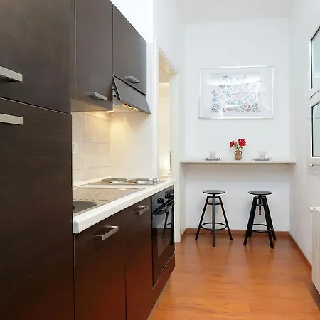 Apartment Holiday Rental St Peter'S Area *