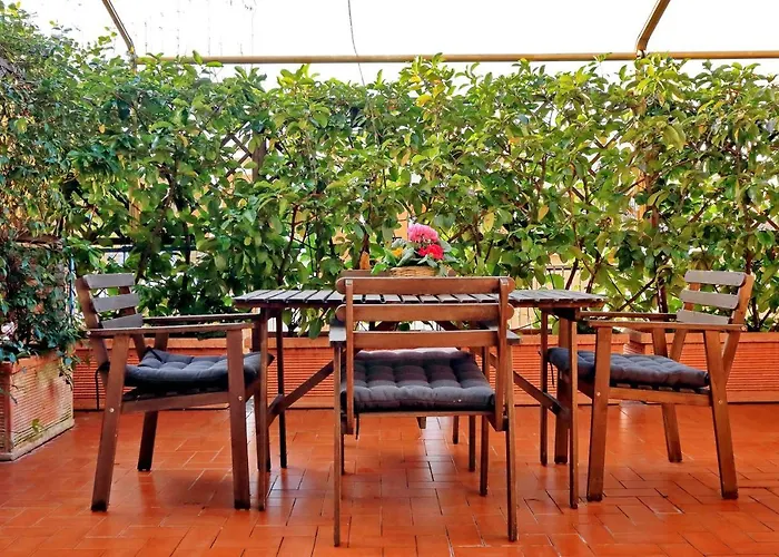 St Peter's Area Апартаменты